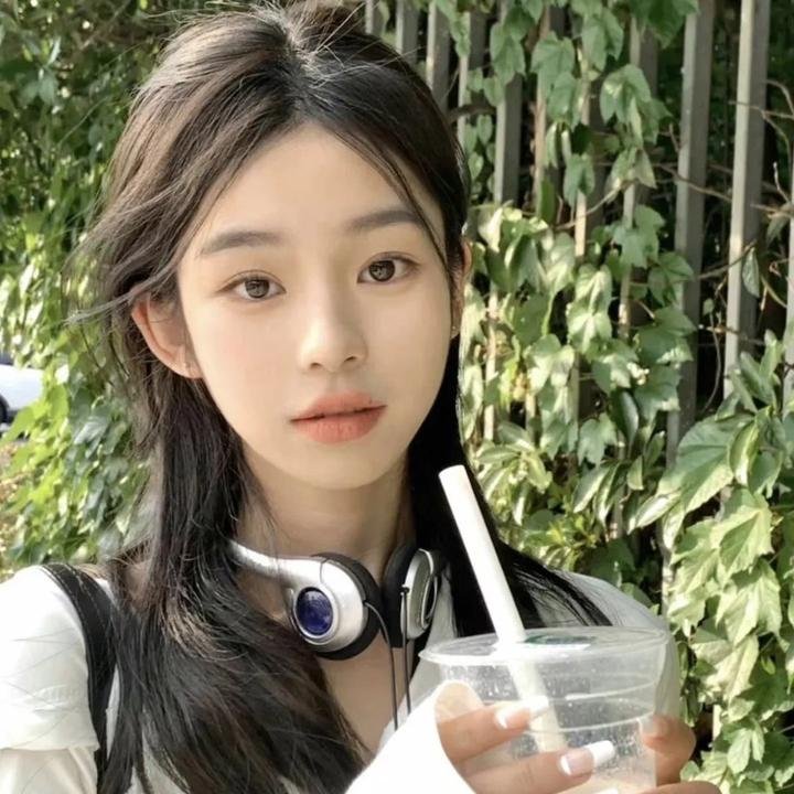 帕梅拉·曼的私密午后
